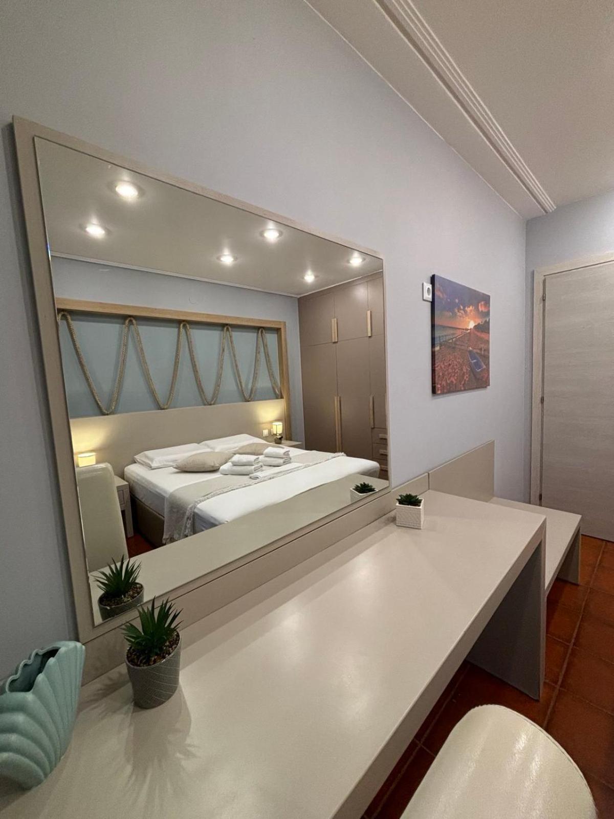 Green Suite Skiathos Экстерьер фото